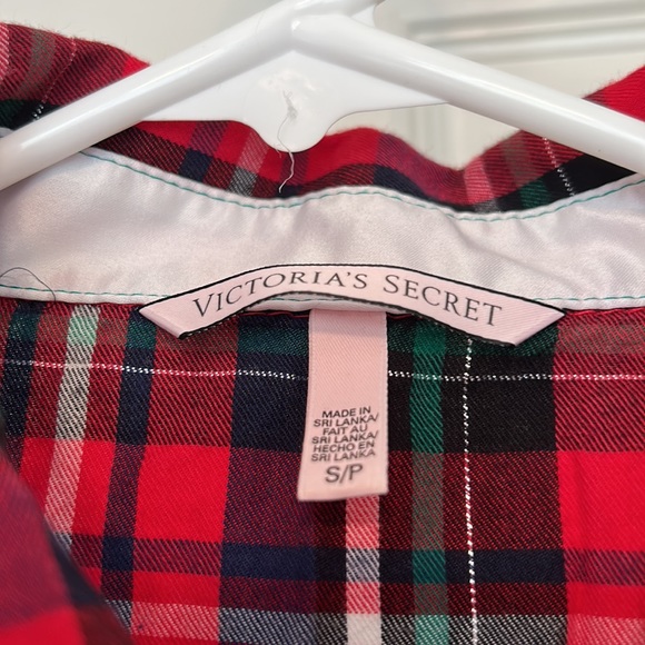 Victoria’s Secret, sleeper button down, size small - Picture 4 of 6